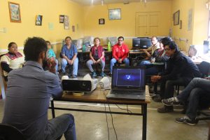 Facilitadores del taller "La triple voz en la radio para narrarnos": Alejandra Carrillo Olano/Vladimir Contreras Escamilla